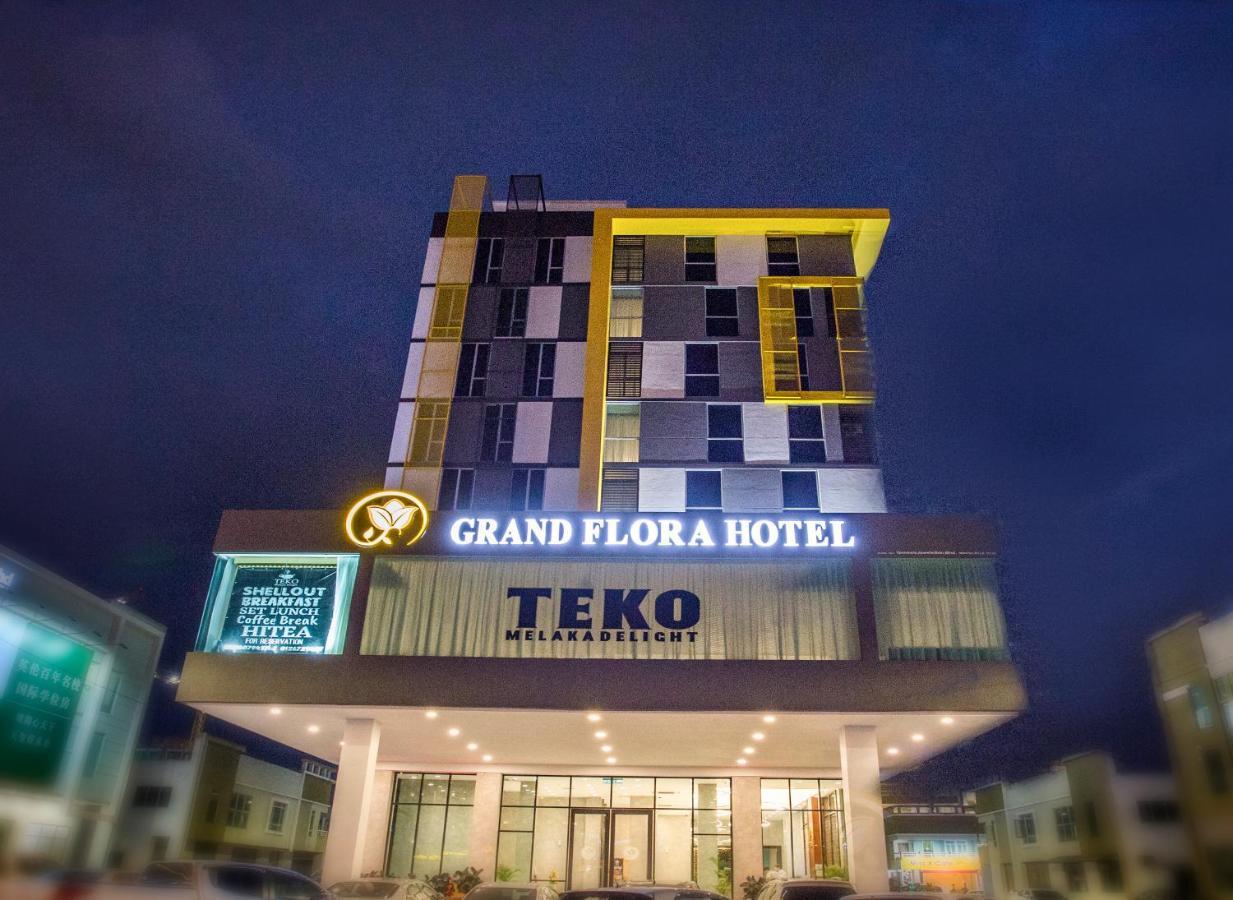Grand Flora Hotel Malacca Exterior foto